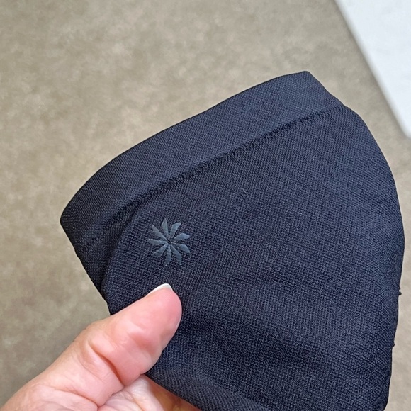 Athelta black seamless perforated mesh fitted leggings ribbed band - Picture 9 of 11